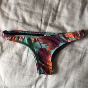 Ama Bikini Top Printed